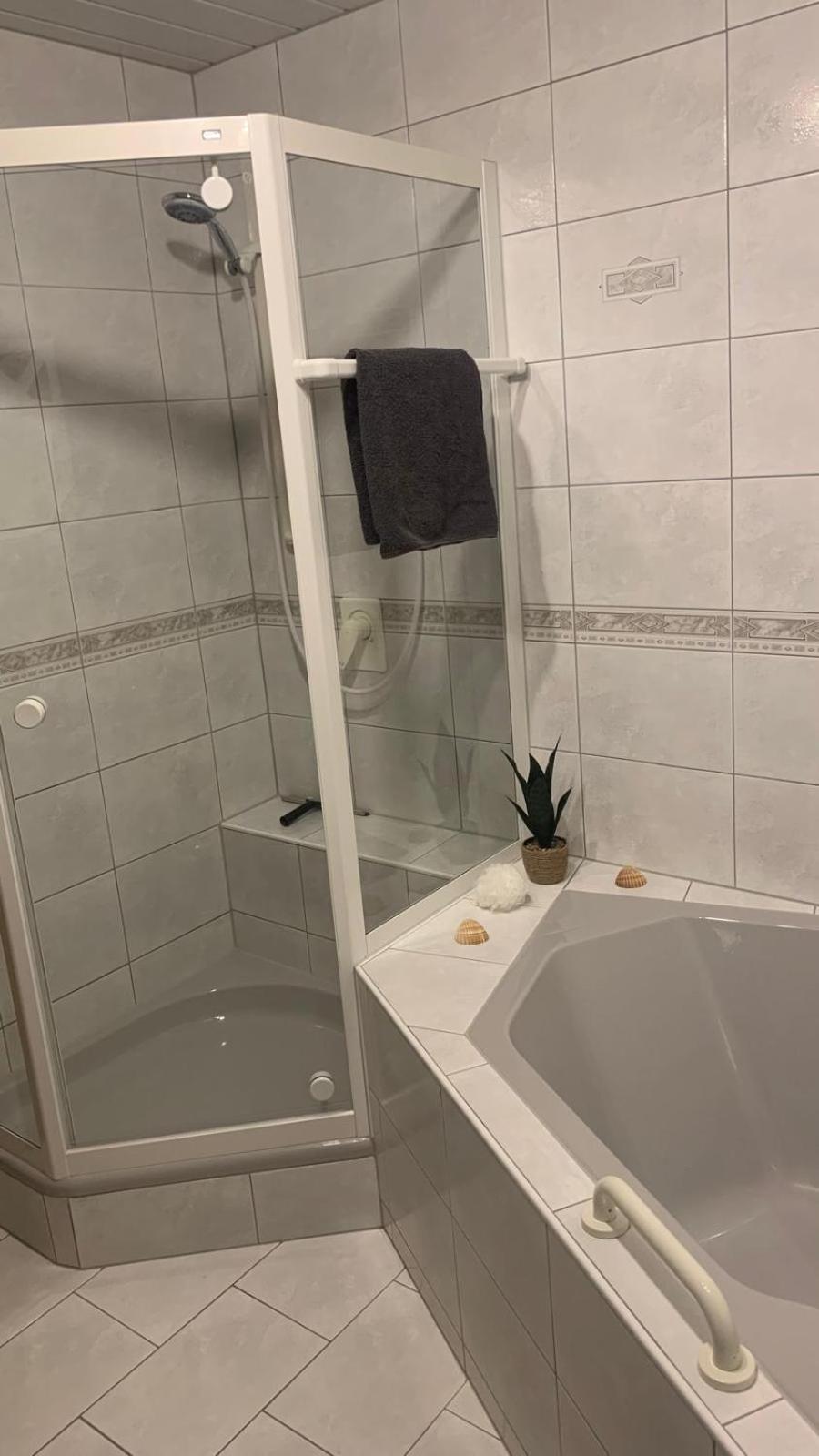 Apartment Traumzeit Bad Neustadt an der Saale Bagian luar foto